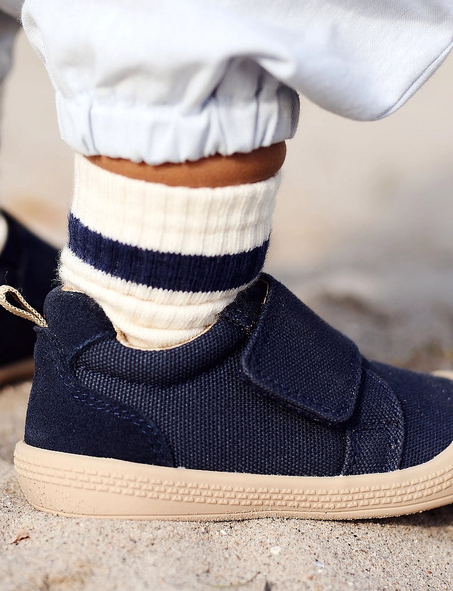 Wheat - Prewalker Kei - lastele, kes veel ei käi - navy - 0