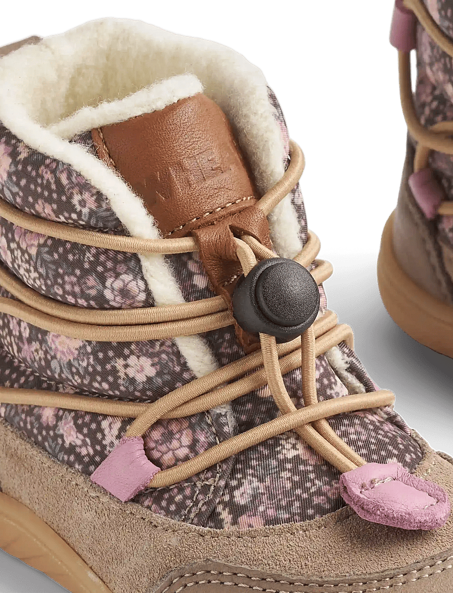 Wheat - Winterboot Milan Tex - dry wood snow flowers - 3