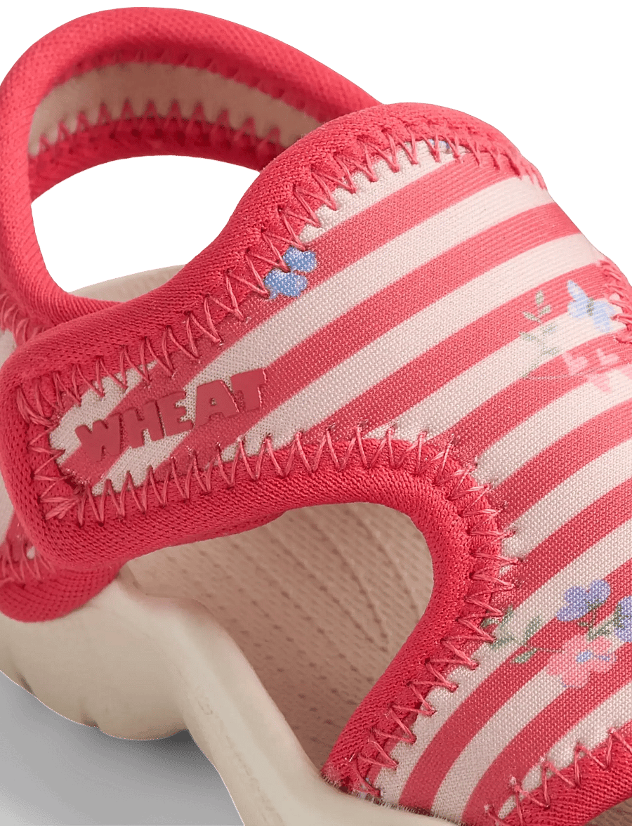 Wheat - Sandal Bani - wasserschuhe - red stripe flowers - 3