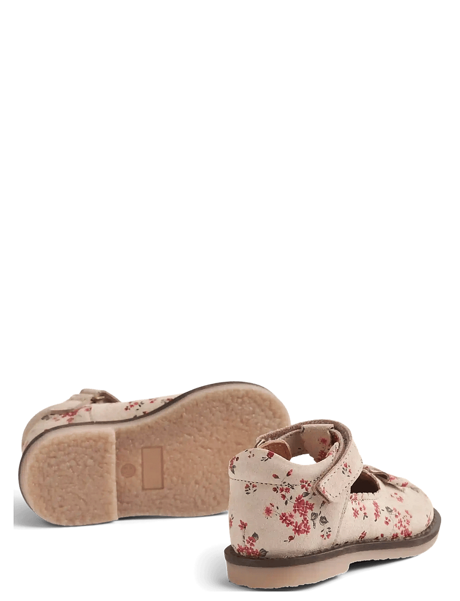 Wheat - Mary Jane Lucia - almond peach flowers - 1