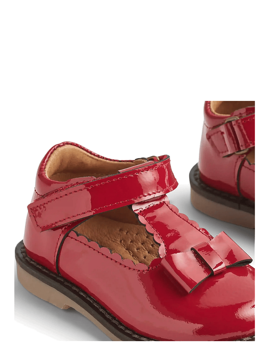 Wheat - Mary Jane Lucia - red cherry - 3