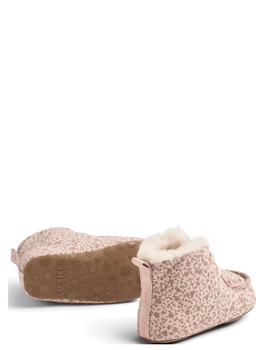 Wheat - Indoor Shoe Mae - dime rose small flowers - 1