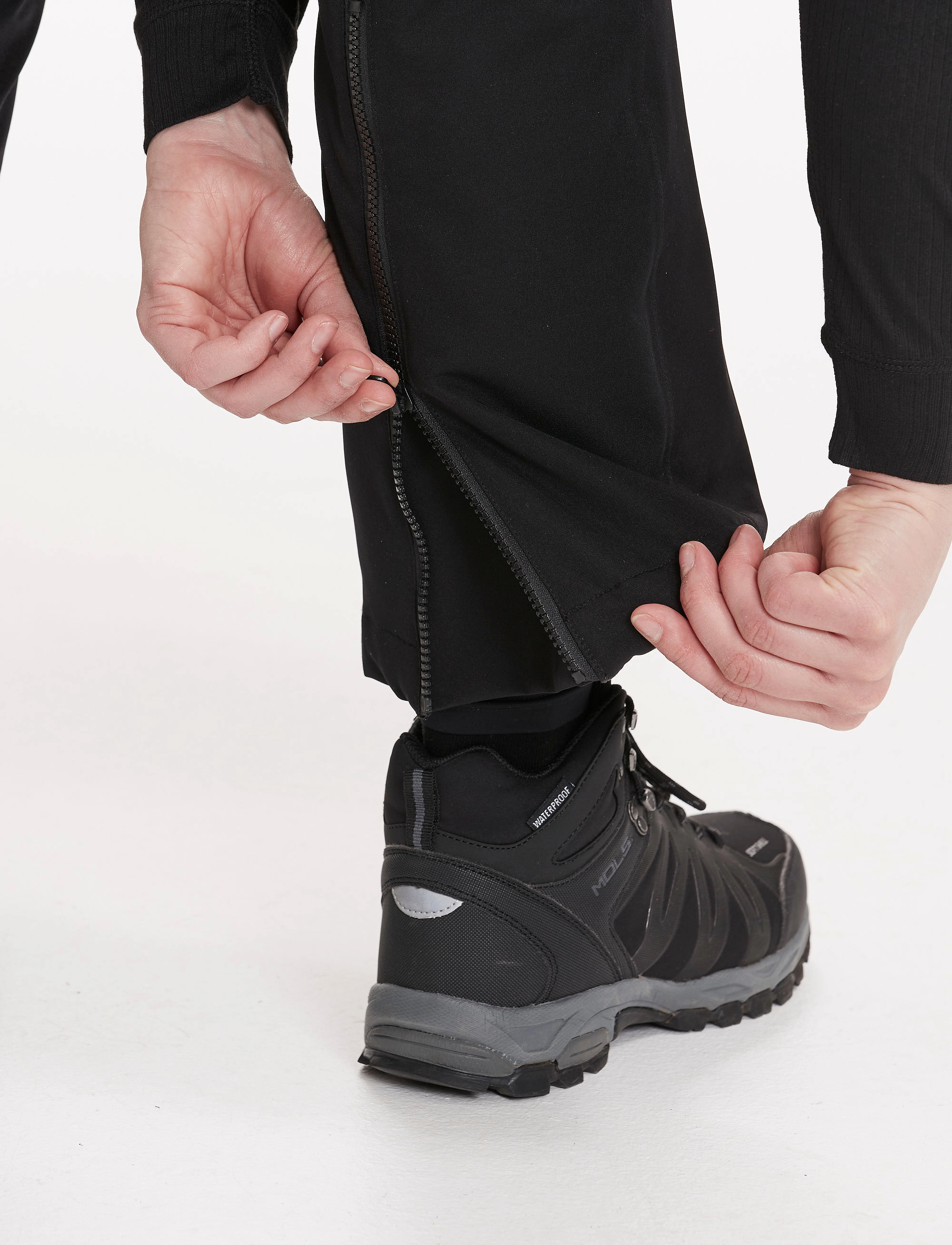 Whistler - Naya W Slim 4-way Stretch Ski Pant - black - 3