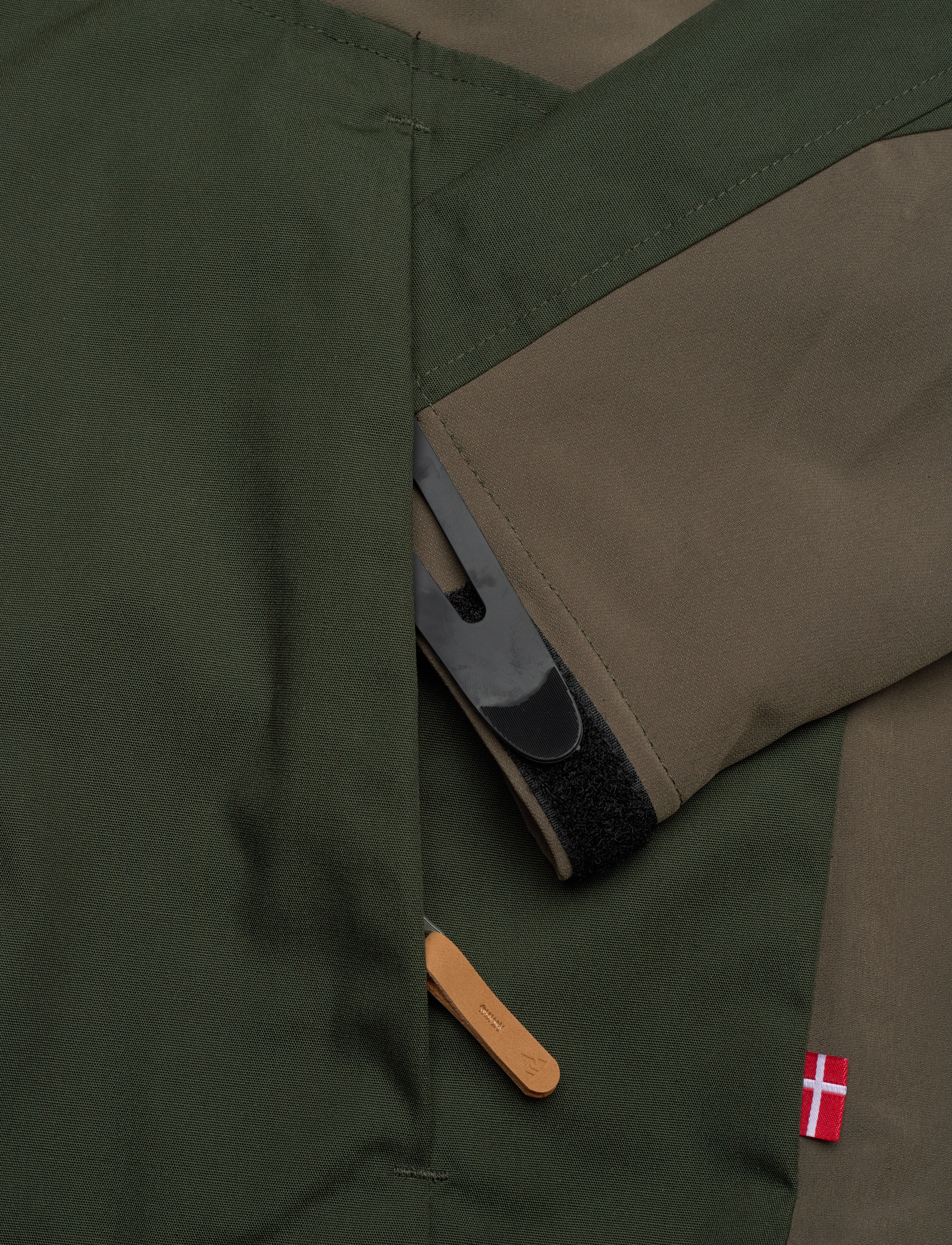 Whistler - Eldon M Jacket - forest night - 3