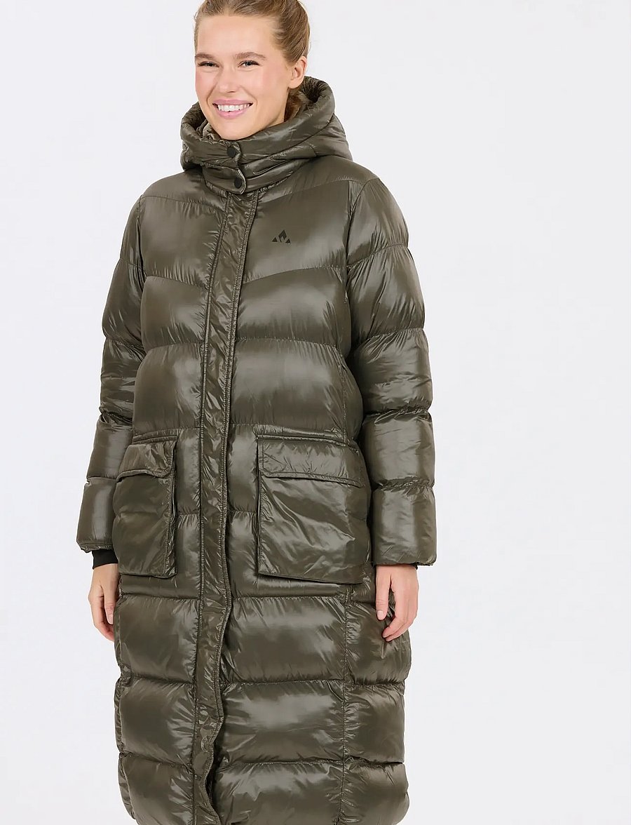 Whistler - Lakewood W Long Puffer Jacket - sulejoped ja voodriga joped - black ink - 4