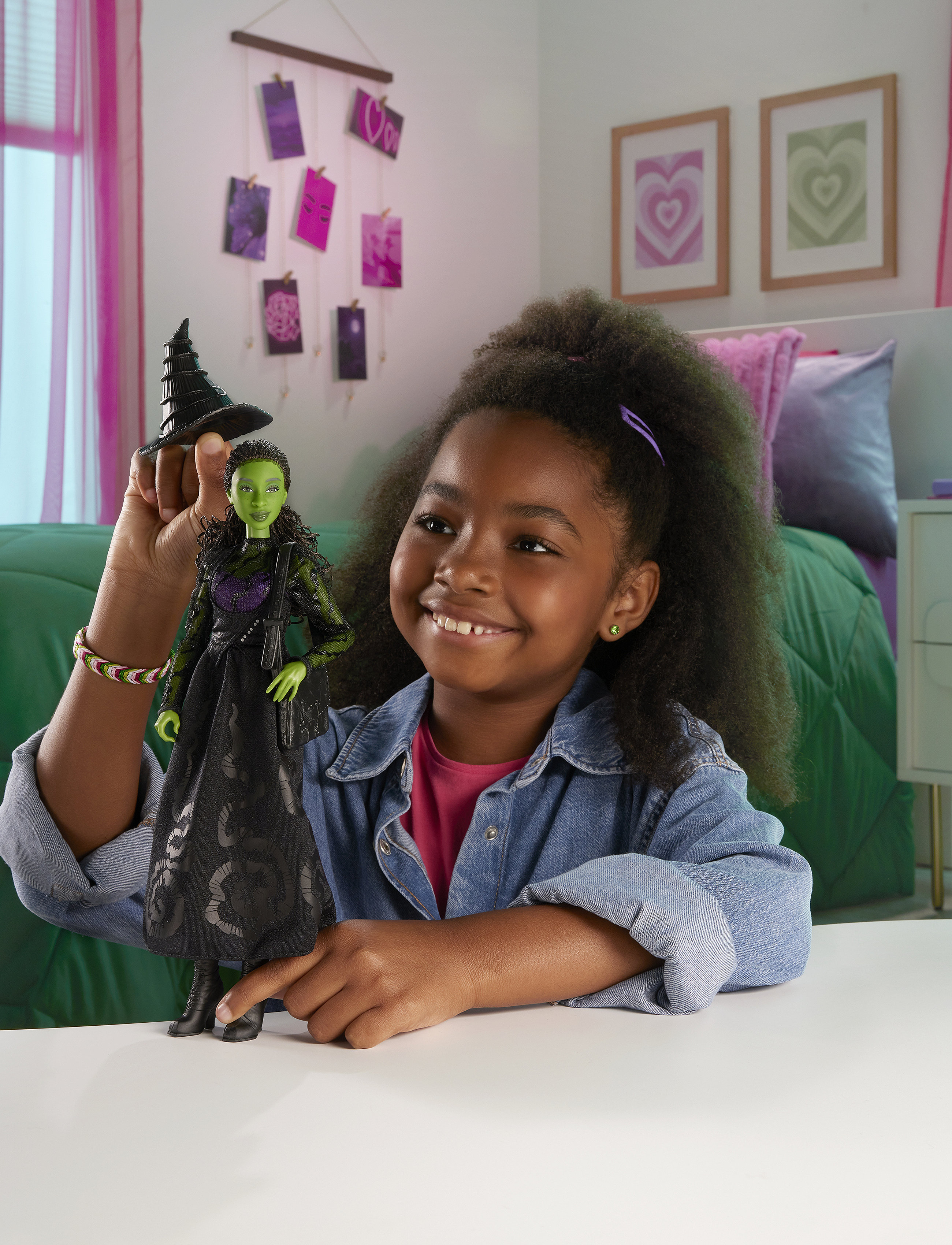 Wicked Universal Pictures’ Wicked Elphaba Fashion Doll With Removable Fashions & Accessories, One Size, Multi/patterned, Dukker Og Tilbehør > Dukker,