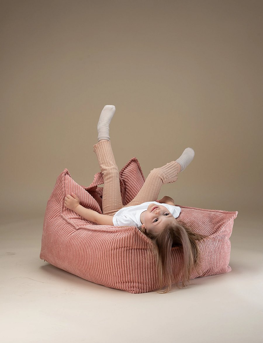 Wigiwama - Beanbag Chair corduroy - poufs & lehnstühle - pink mousse - 0