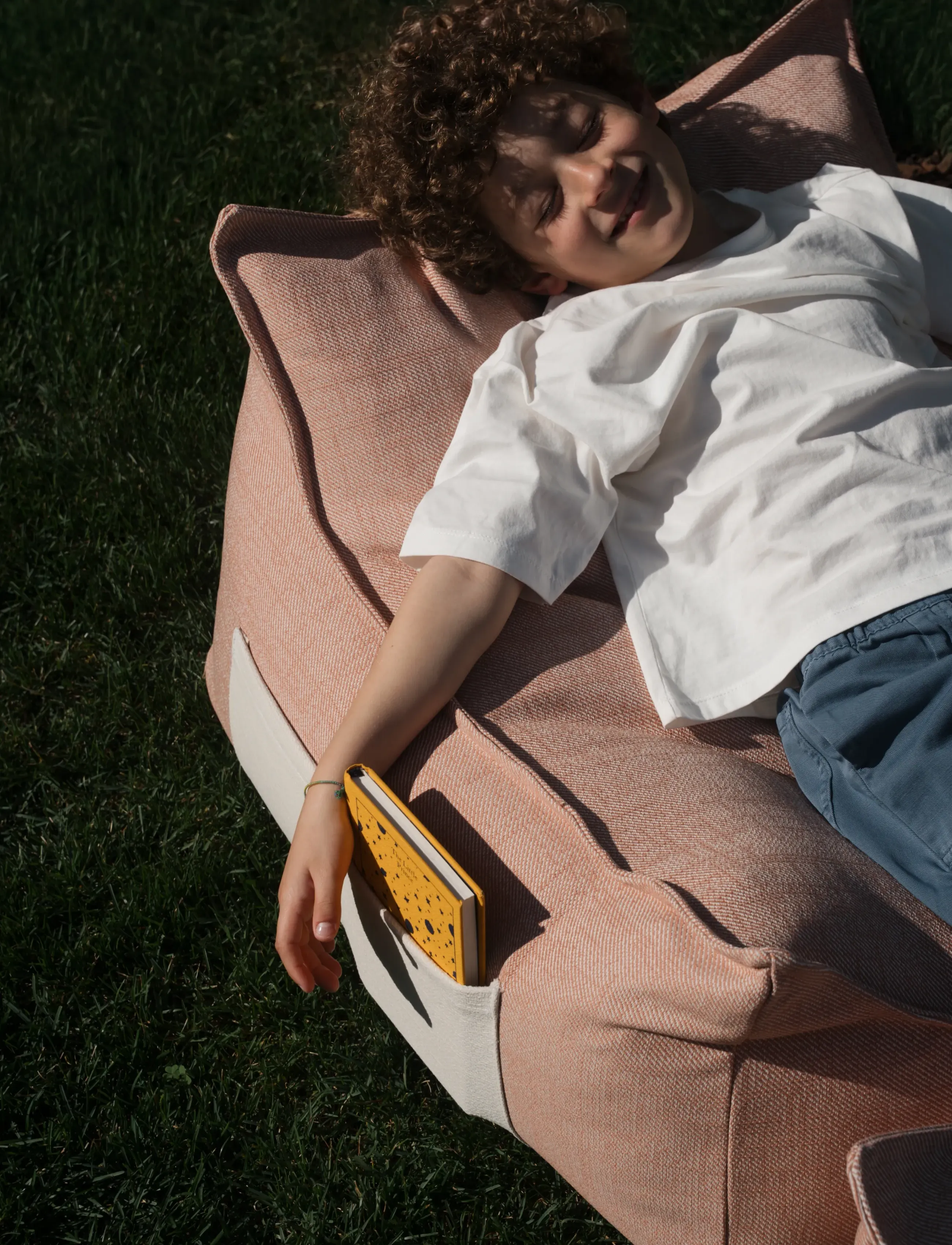 Wigiwama - Pomegranate Outdoor Beanbag Chair - havemøbler - seashell - 3