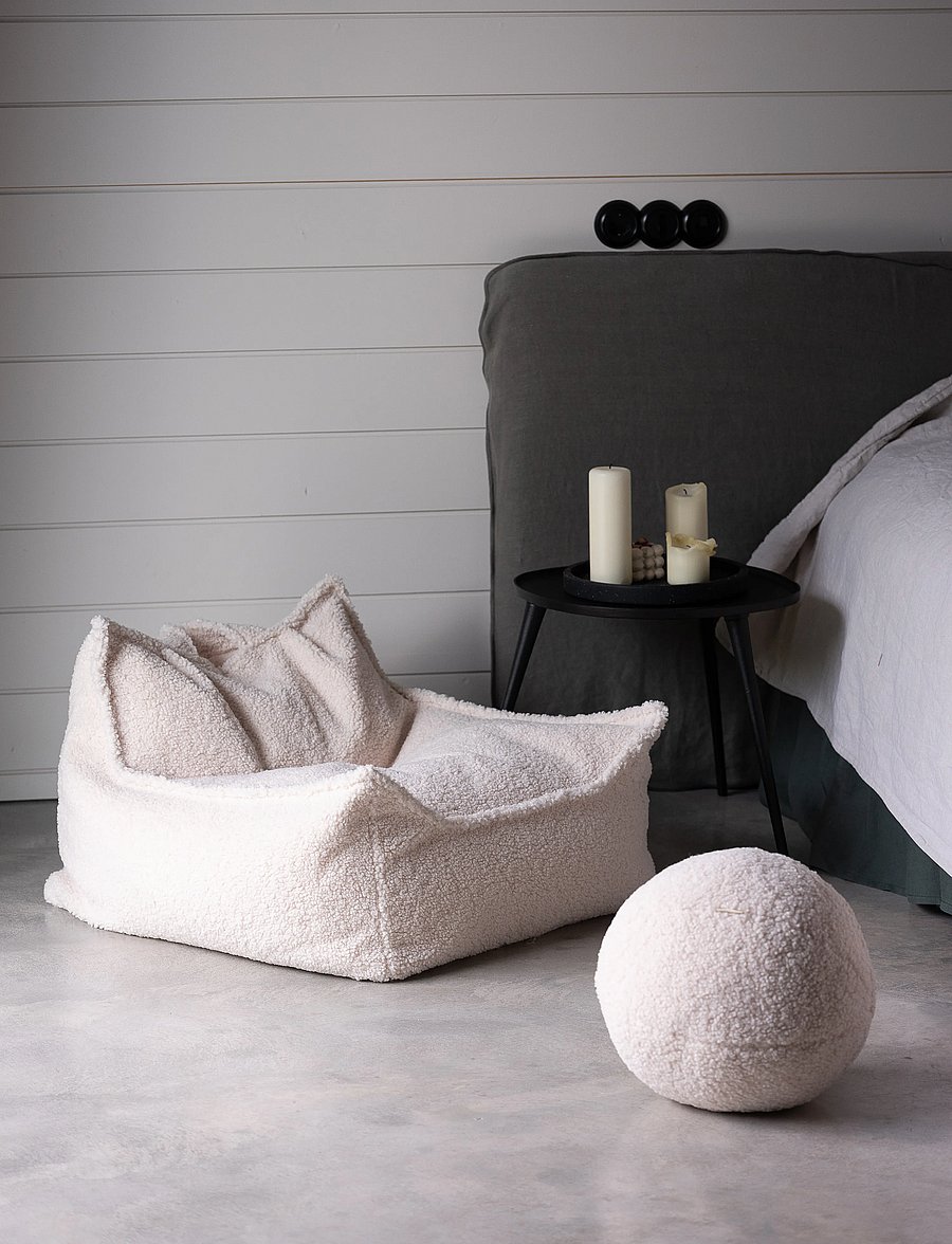 Wigiwama - Beanbag Chair teddy - poufs & lehnstühle - cream white - 3