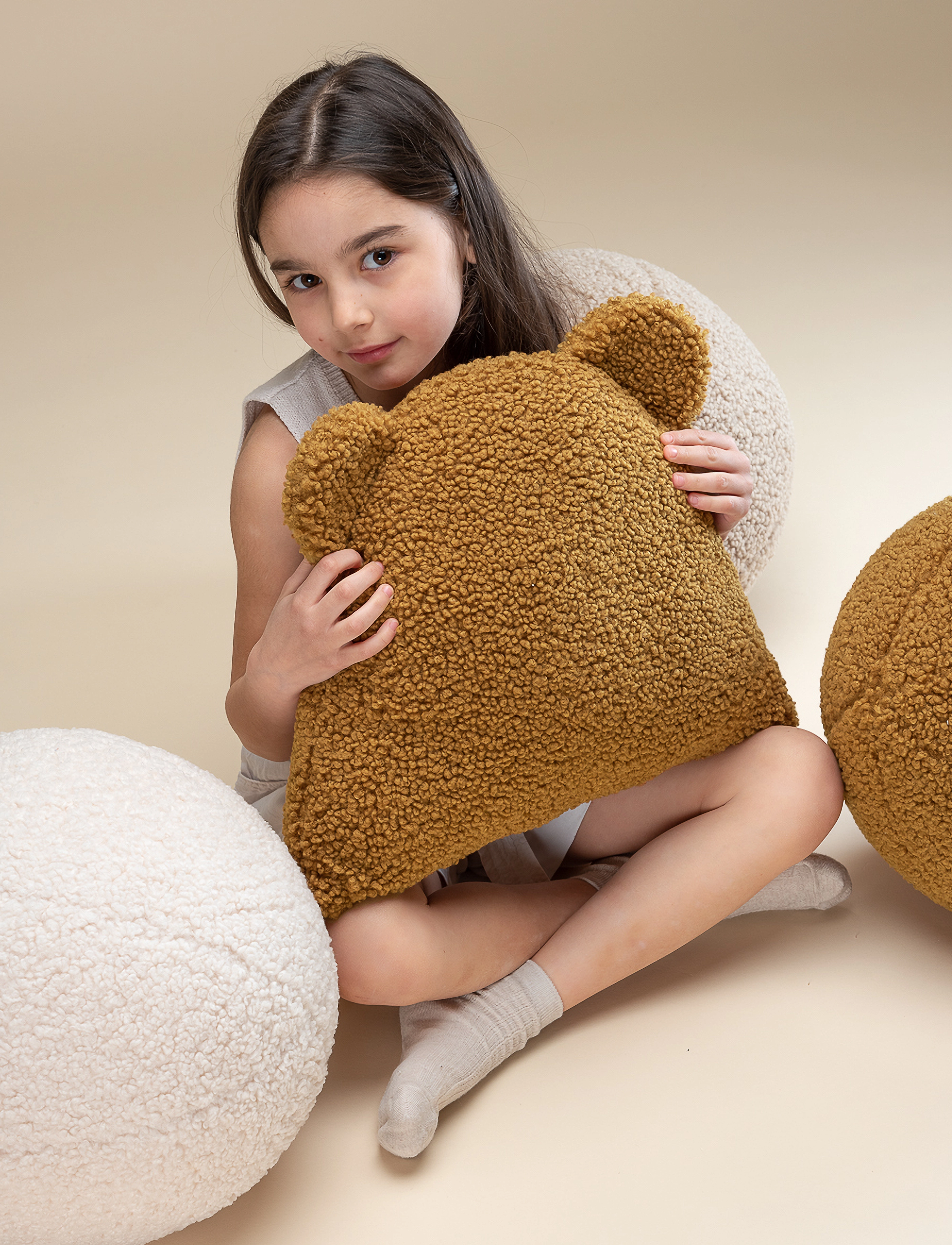 Wigiwama - Bear Cushion teddy - throw pillows - maple - 4
