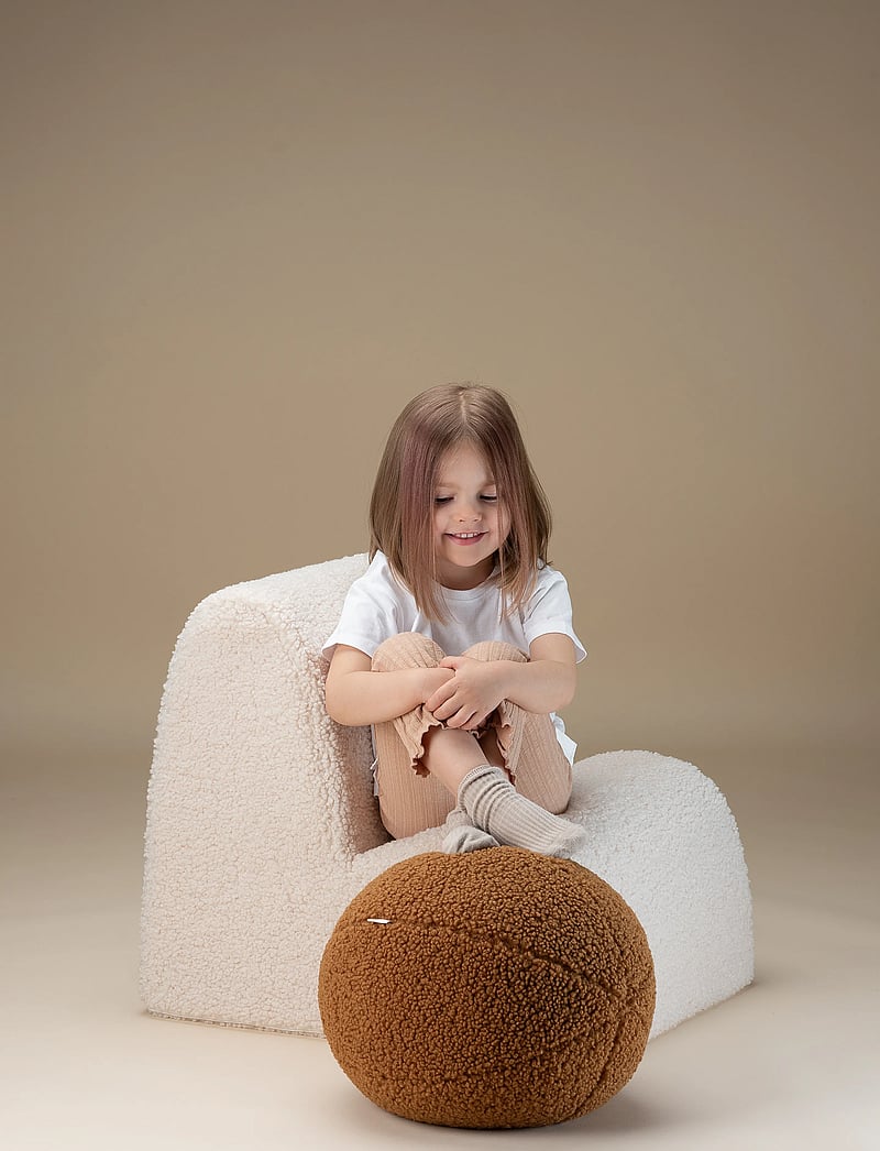 Wigiwama - Cloud Chair teddy - stühle & hocker - cream white - 3