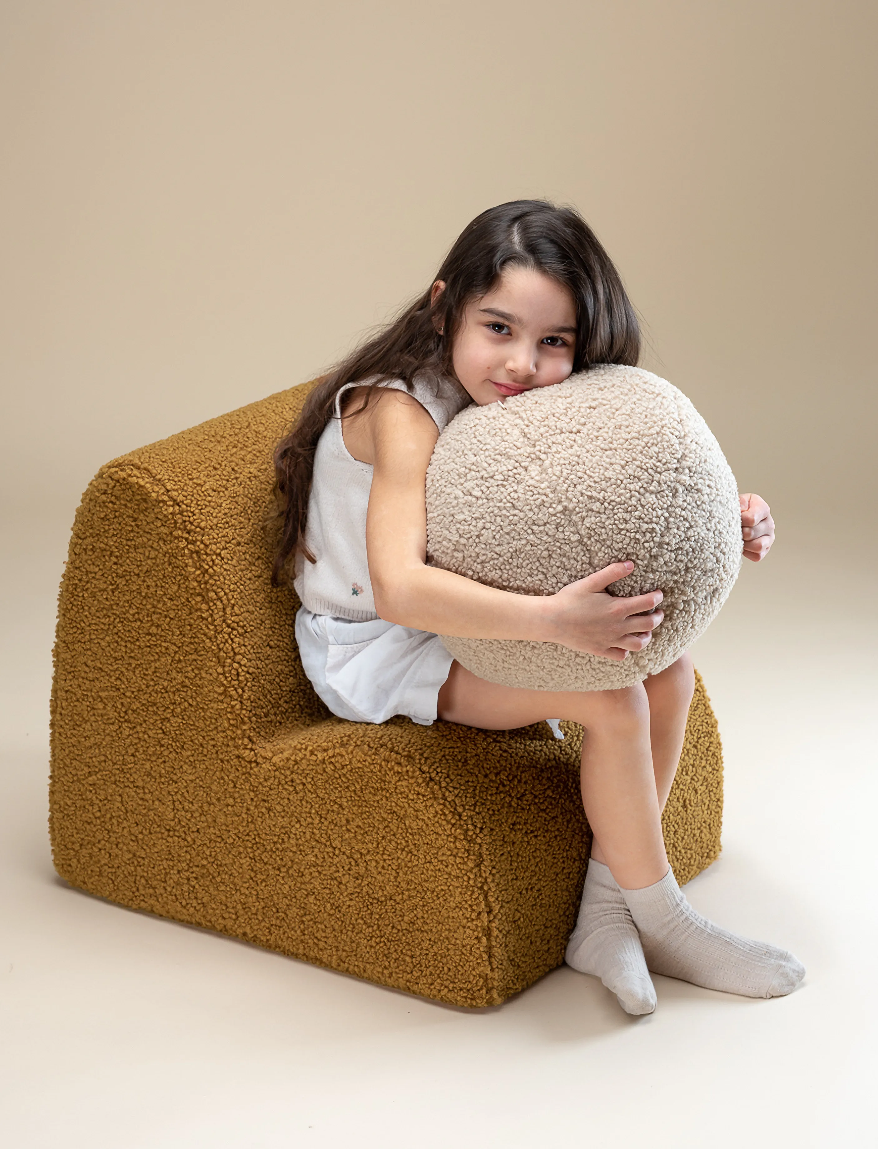 Wigiwama Cloud Chair Teddy, 60X 50X 50 cm, Furniture, Braun - Chairs & Stools, Kinder