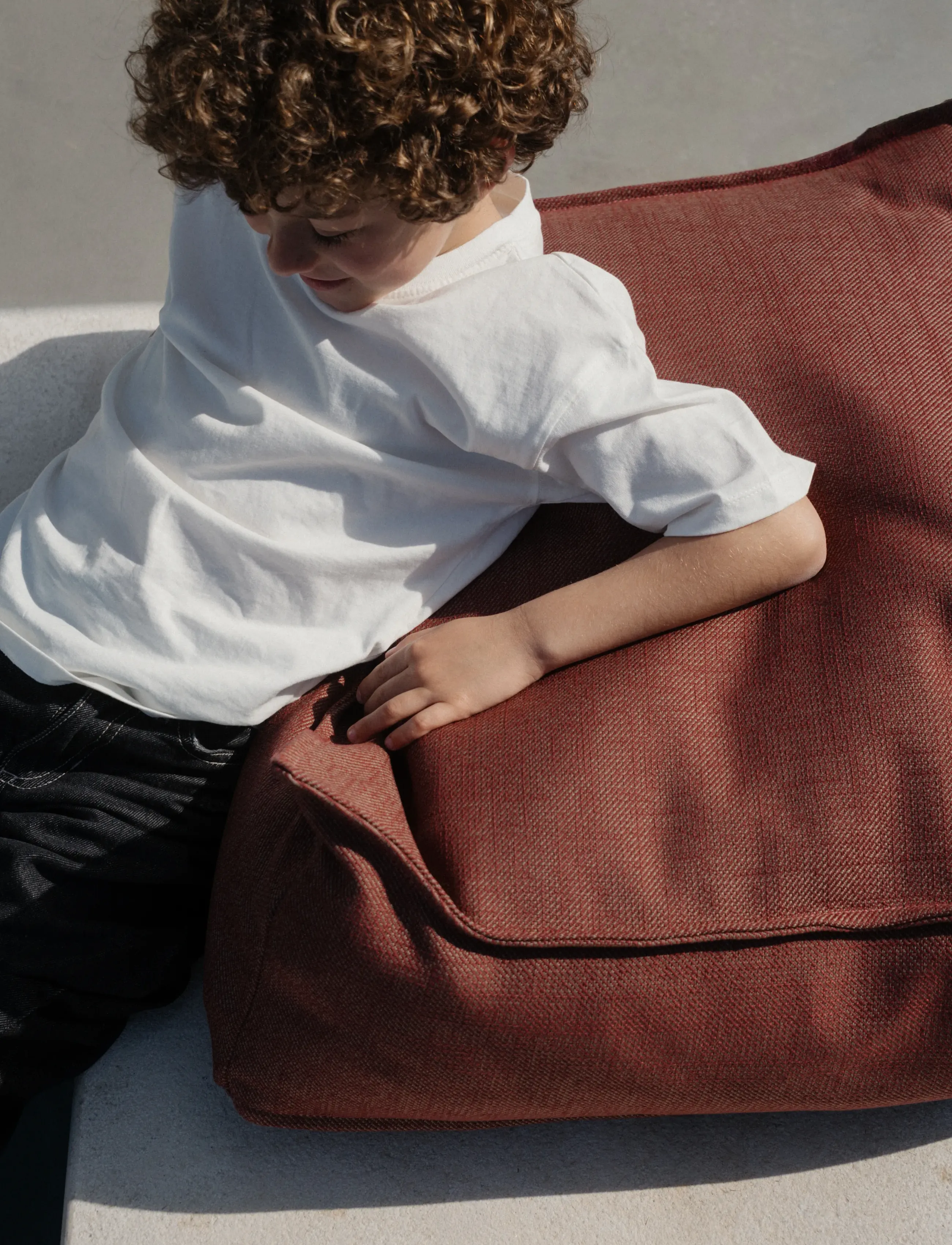 Wigiwama Pomegranate Outdoor Square Ottoman, 60X 60X 20 cm, Burgundy, Furniture > Outdoor Furniture, Børn