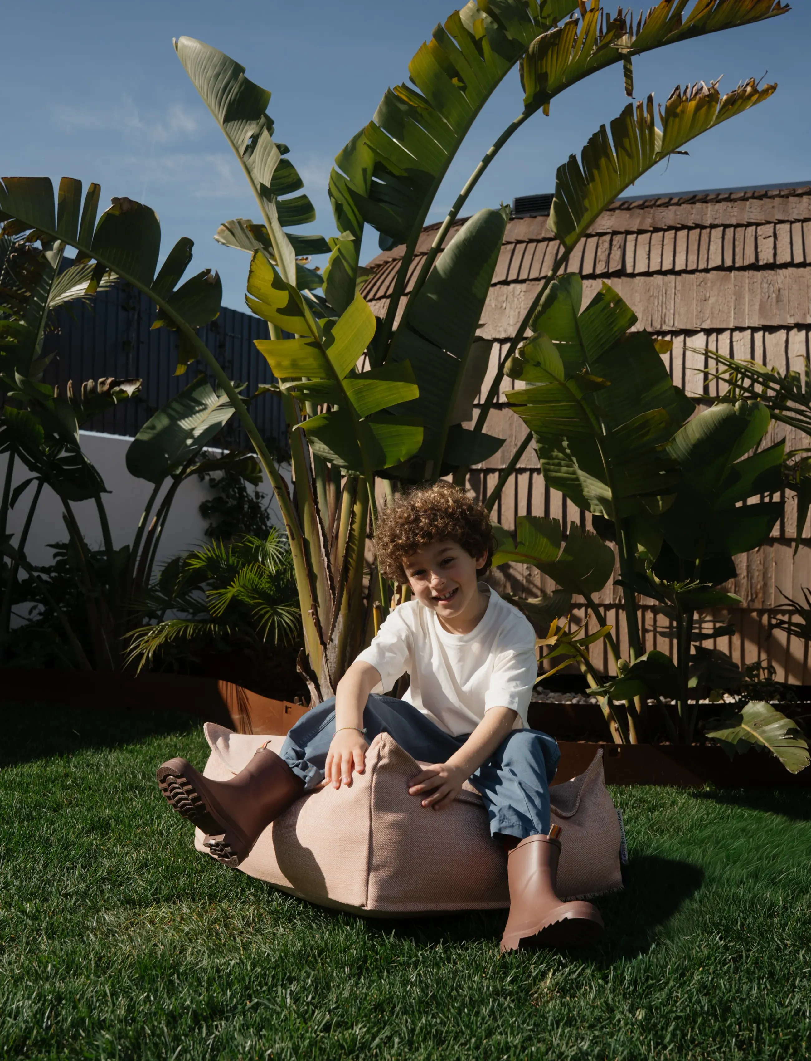 Wigiwama Pomegranate Outdoor Square Ottoman, 60X 60X 20 cm, Pink, Furniture > Outdoor Furniture, Børn