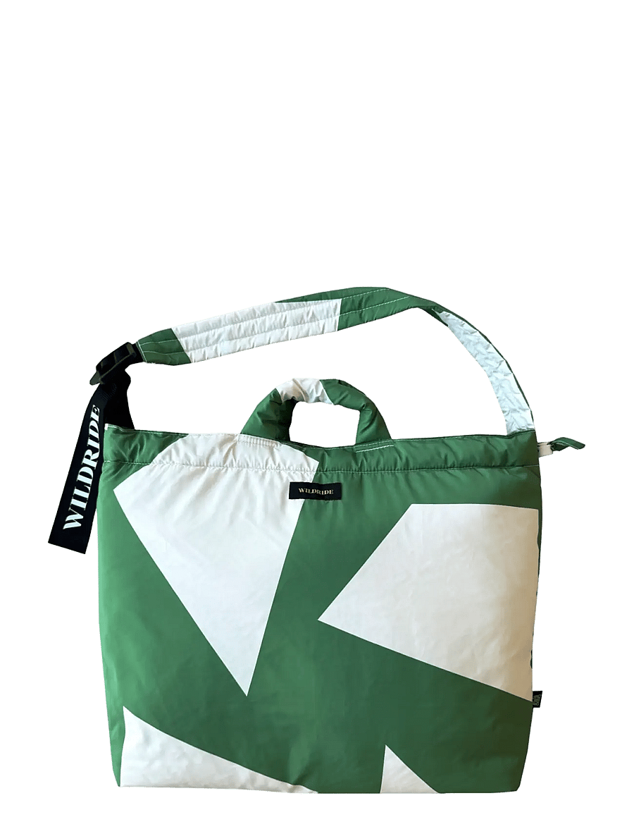 Wildride - Diaper bag Green Graphic - wickeltaschen - green graphic - 1