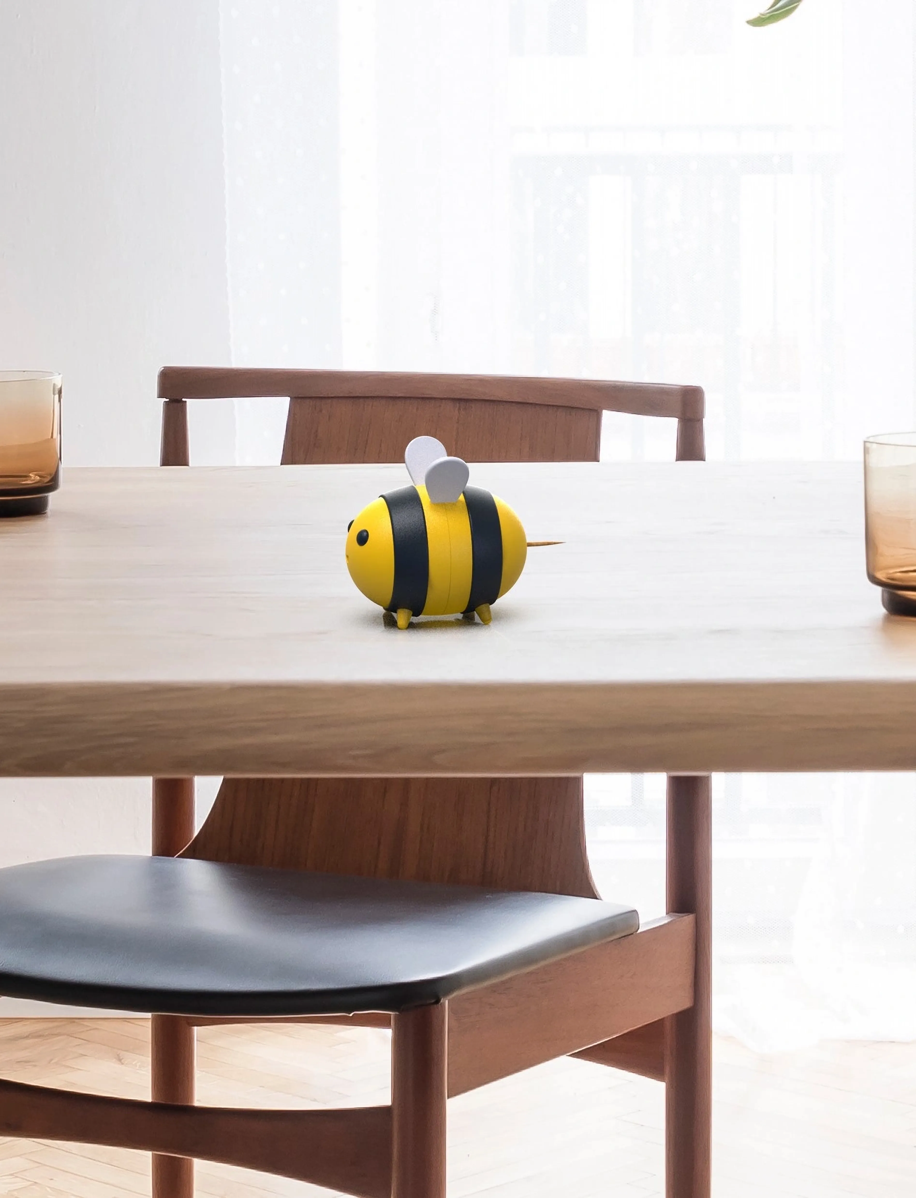Winkee Tandstikholder Bee Toothpick Dispenser, H9 cm, Decorative Accessories-details, Gelb - Figures & Sculptures, Homeware