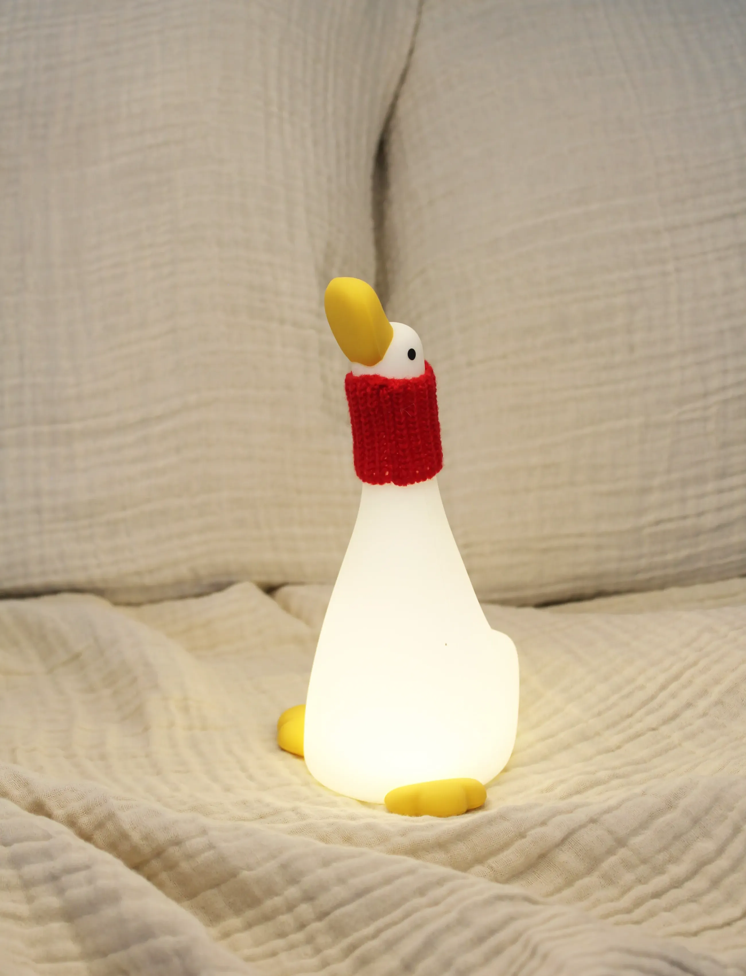 Winkee - Night Light Goose Snuggle - night lamps - white - 3