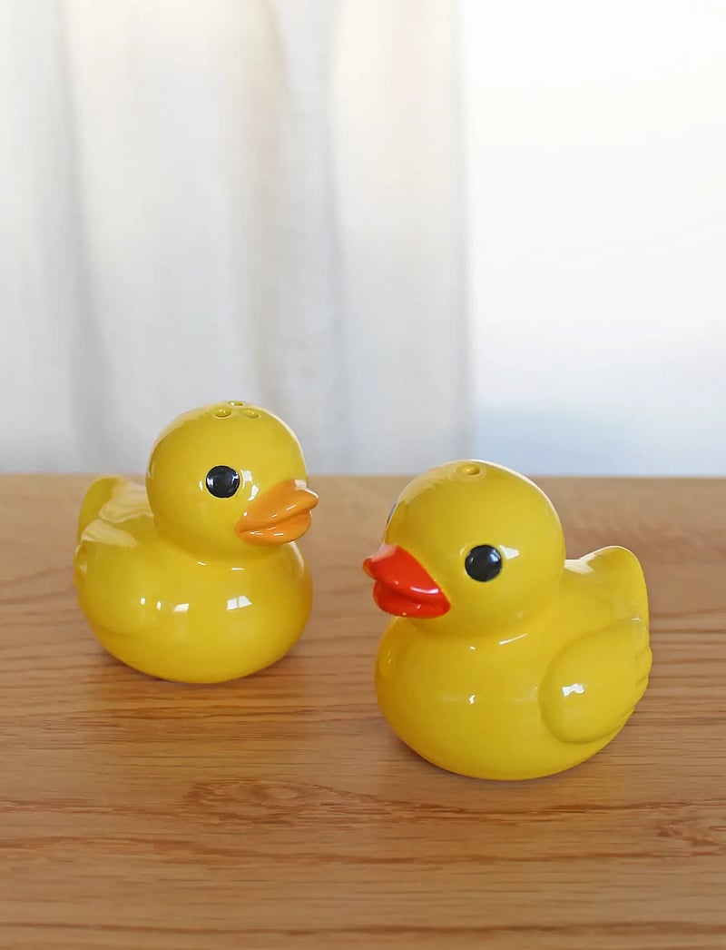 Winkee - Duck Salt and Pepper Shakers - soola- ja pipraveskid - yellow - 0