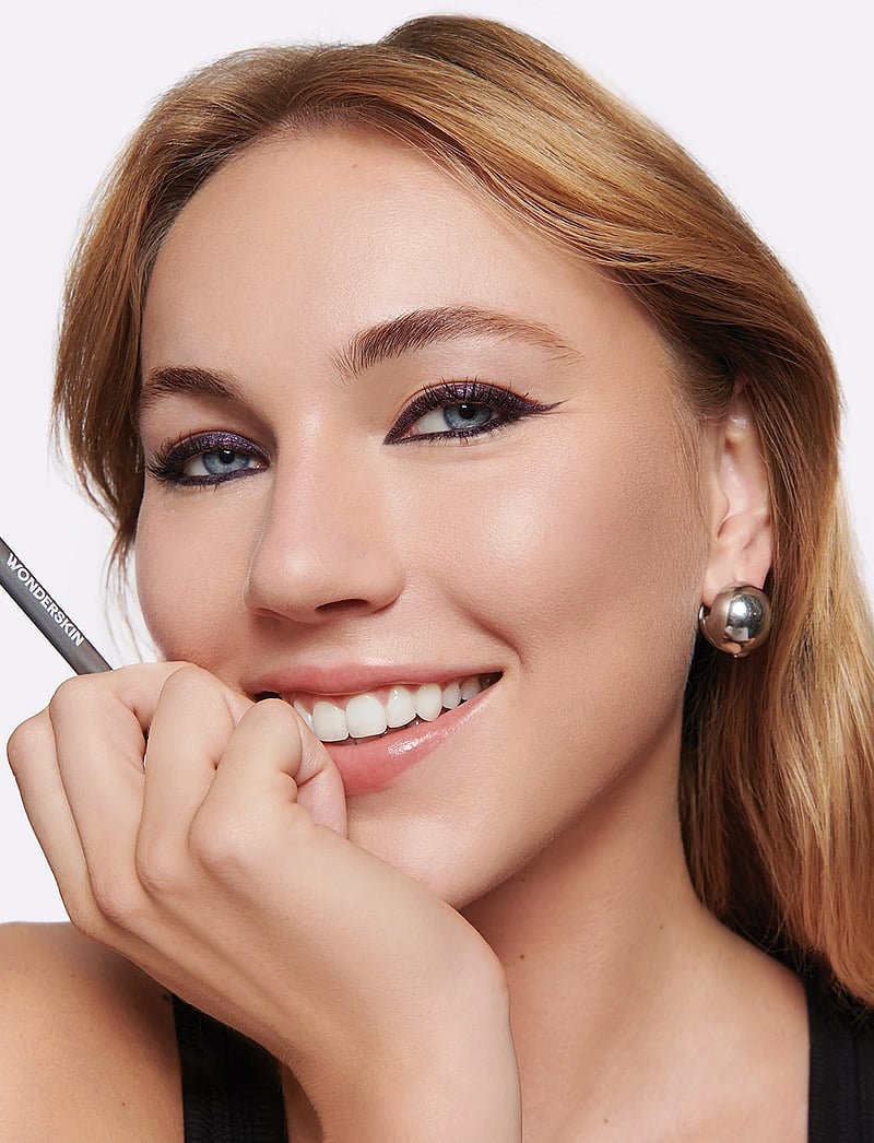 Wonderskin - 1440 Longwear Eyeliner - redo för date night - eggplant - 2