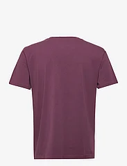 Double A by Wood Wood - Ace typo T-Shirt - t-shirts - burgundy - 1