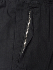 Double A by Wood Wood - Lee ripstop trousers - ikdienas bikses - black - 2