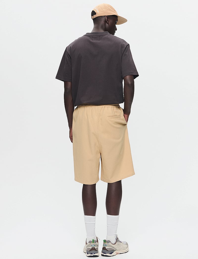 WOOD WOOD - WWRob waffle shorts - sweatshorts - curds & whey - 3