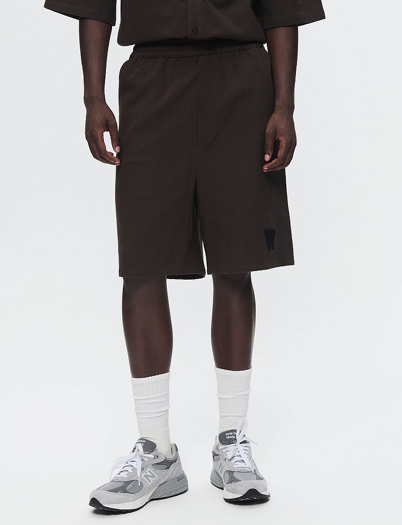 WOOD WOOD - WWRob waffle shorts - sweatshorts - licorice - 0