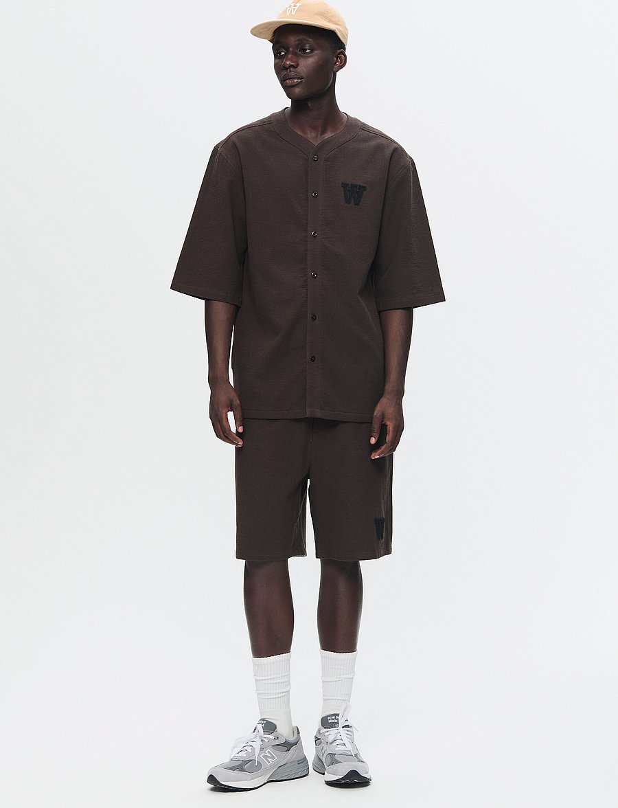 WOOD WOOD - WWRob waffle shorts - lühikesed dressipüksid - licorice - 2