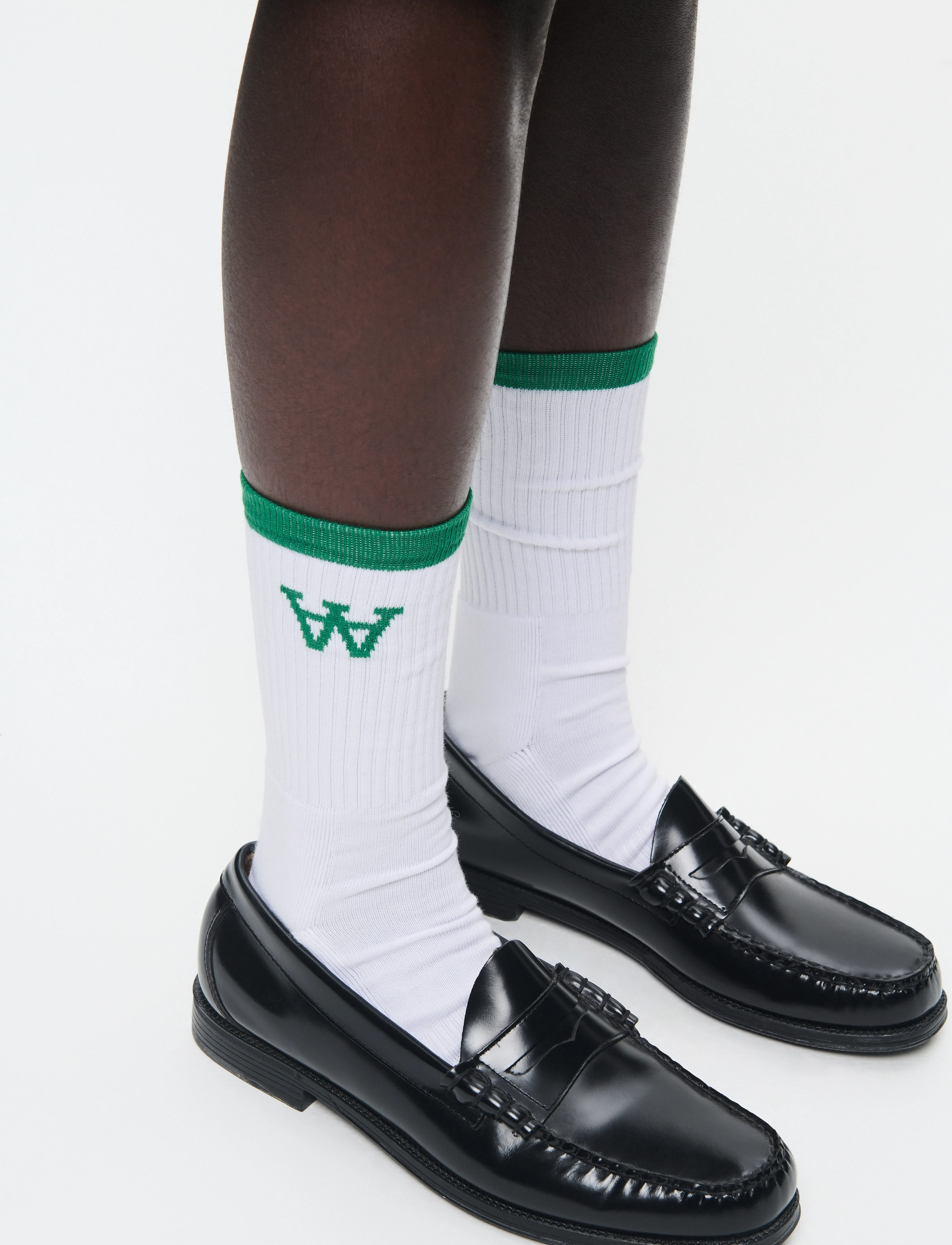 WOOD WOOD WWCon tennis socks - Alusvaatteet - VERDANT GREEN / white