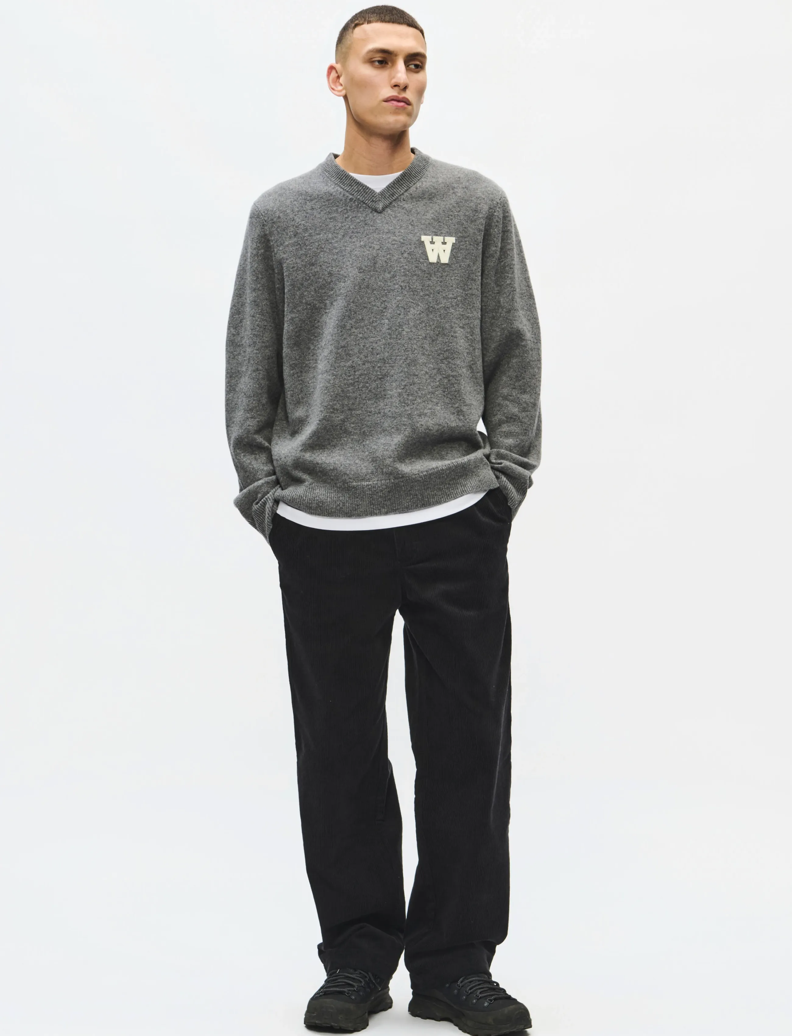 WOOD WOOD - WWLax trousers 25188 - casual bukser - black sand - 2