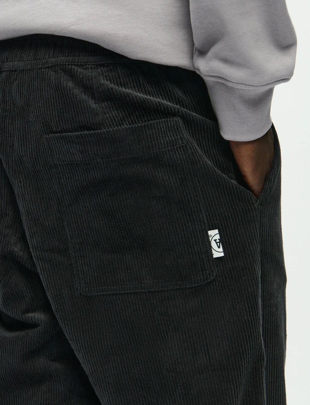 WOOD WOOD - WWLax trousers 25188 - vabaaja püksid - black sand - 4