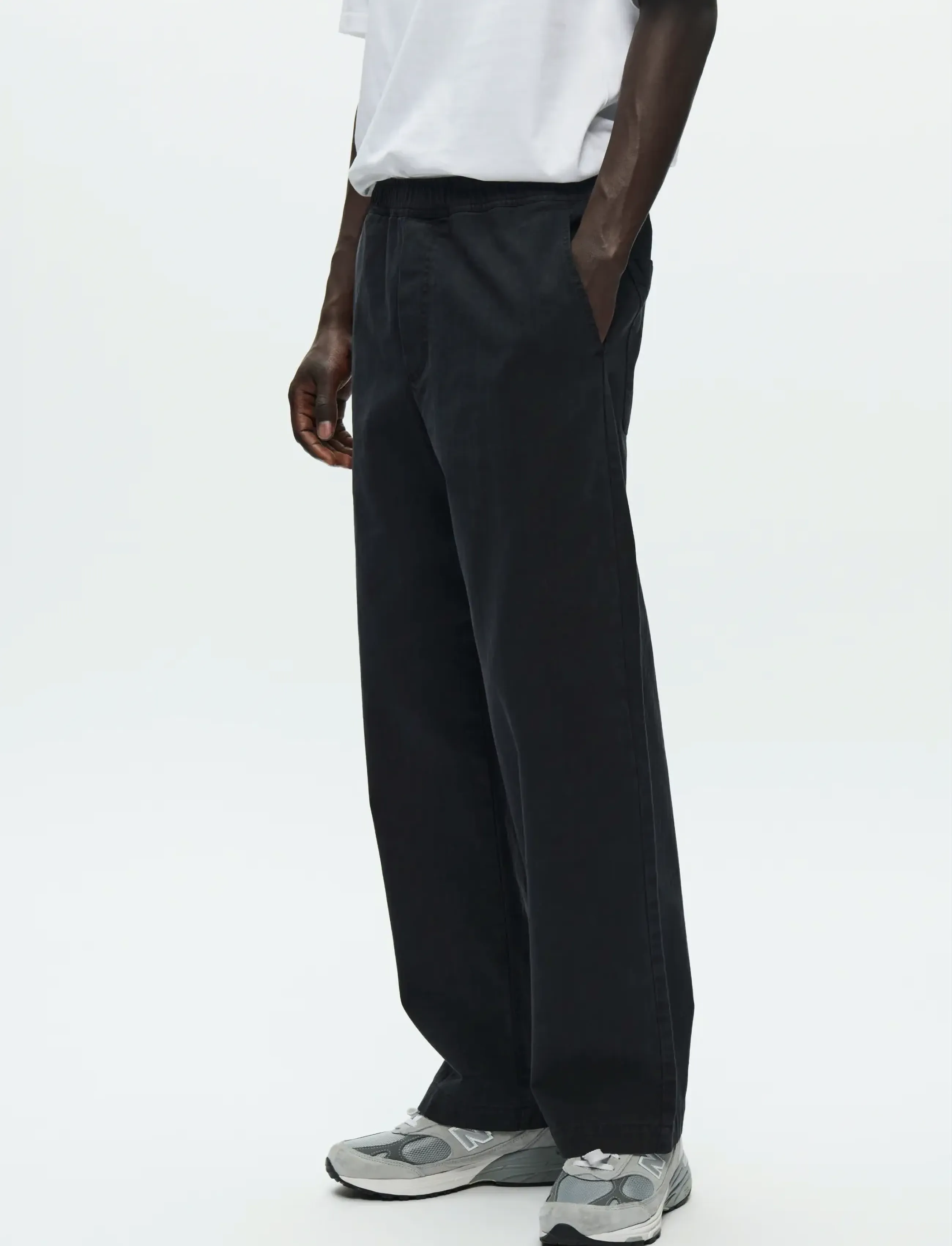 WOOD WOOD WWLax trousers 25189 - Püksid - BLACK / black