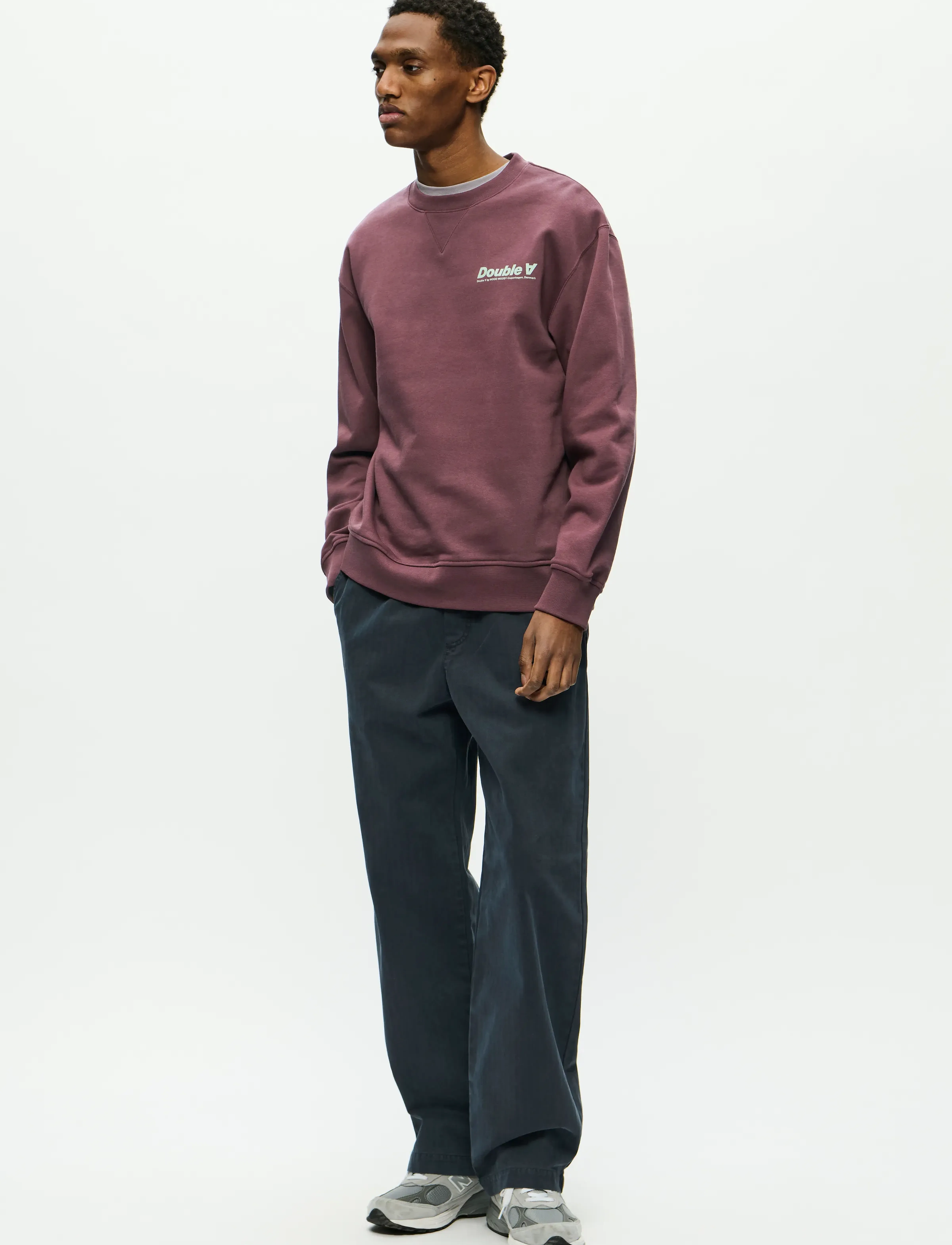 WOOD WOOD - WWJames crew neck AAneue 25219 - shop efter stil - decadent chocolate - 2