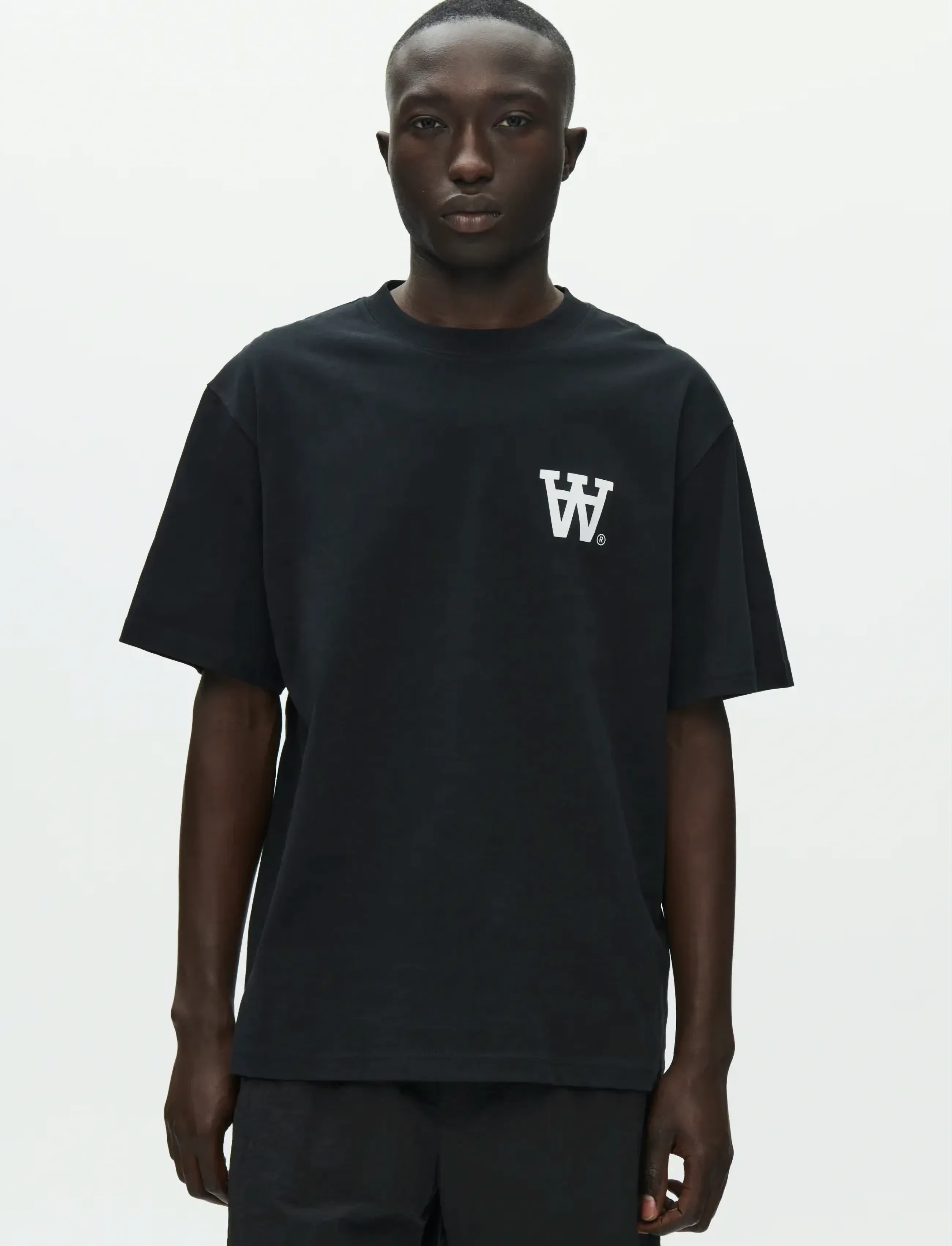 WOOD WOOD WWLiam tee AAchest 25220 - T-särgid - BLACK WITH WHITE / black