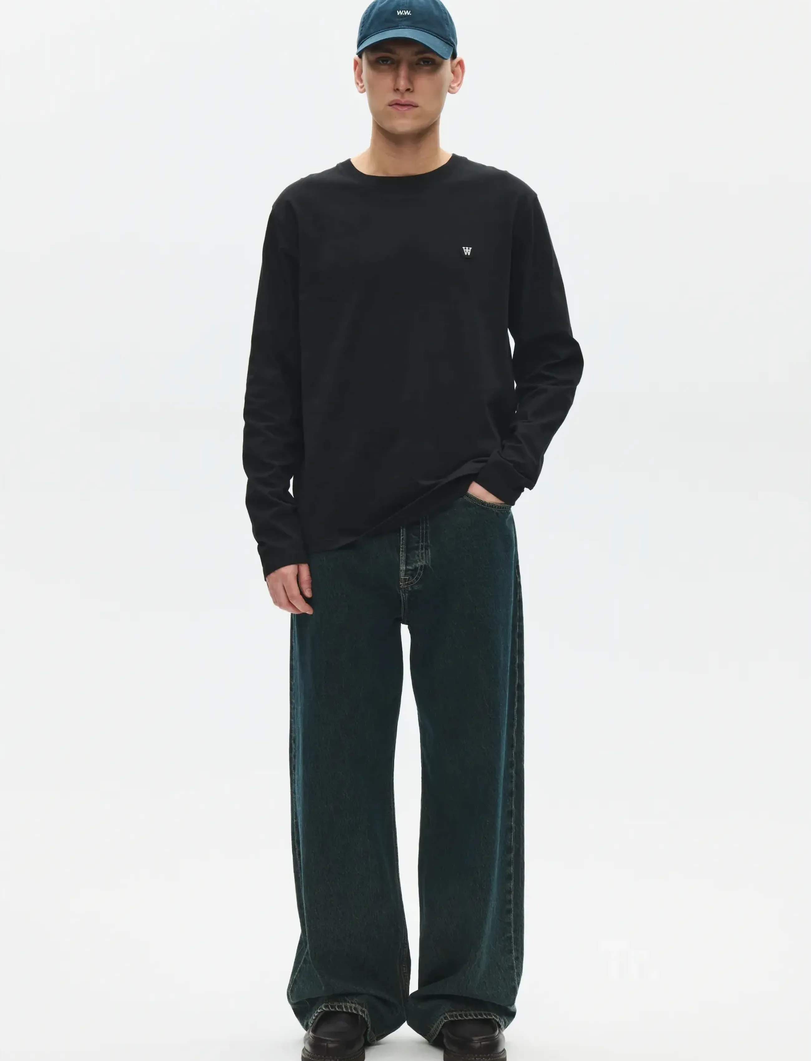 WOOD WOOD - WWAce LS tee 25074 - pikkade varrukatega t-särgid - black beauty - 2