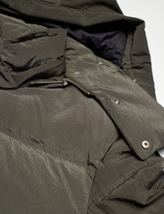 Wood Wood - Ventus tech stripe down jacket - winter jackets - dark army - 4