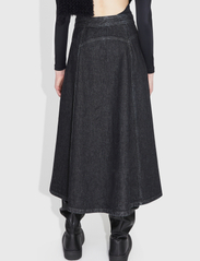 Wood Wood - Agatha Denim Skirt - jeanskjolar - black wash - 4