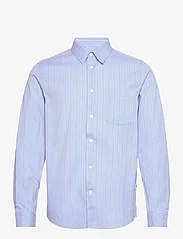 Wood Wood - Timothy Paper Poplin Shirt - kontorisärgid - light blue stripes - 0
