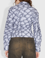 Wood Wood - Grace poplin shirt - krekli ar garām piedurknēm - azure blue stripes - 3