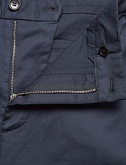 Wood Wood - Marcus light twill trousers - chemises basiques - navy - 3