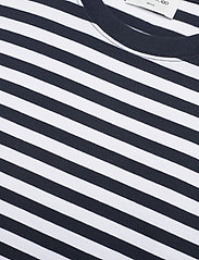 Wood Wood - Sami classic stripe T-shirt - t-shirts - navy stripes - 2