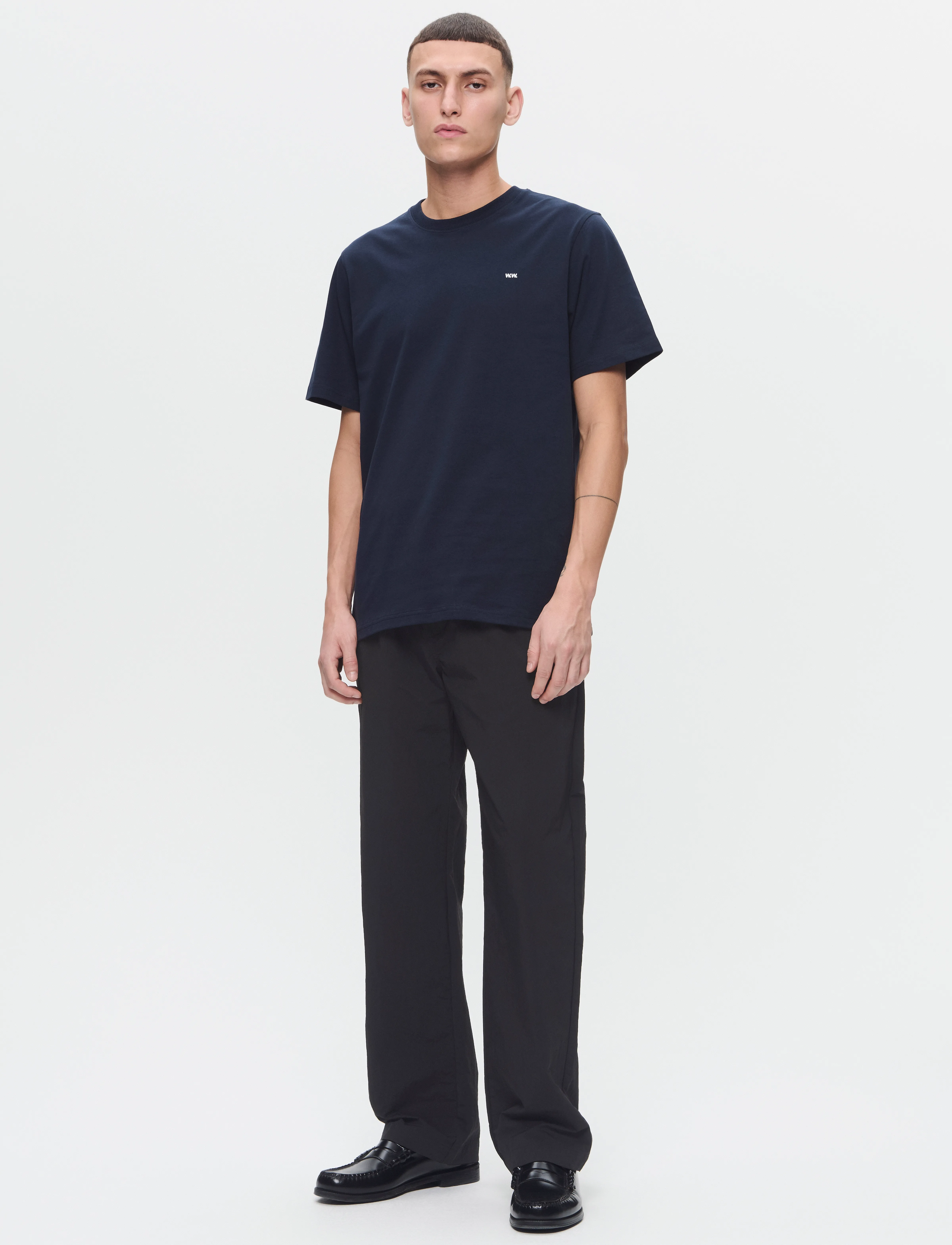 WOOD WOOD - WWEssential Sami Tshirt - kortærmede t-shirts - dark navy - 2