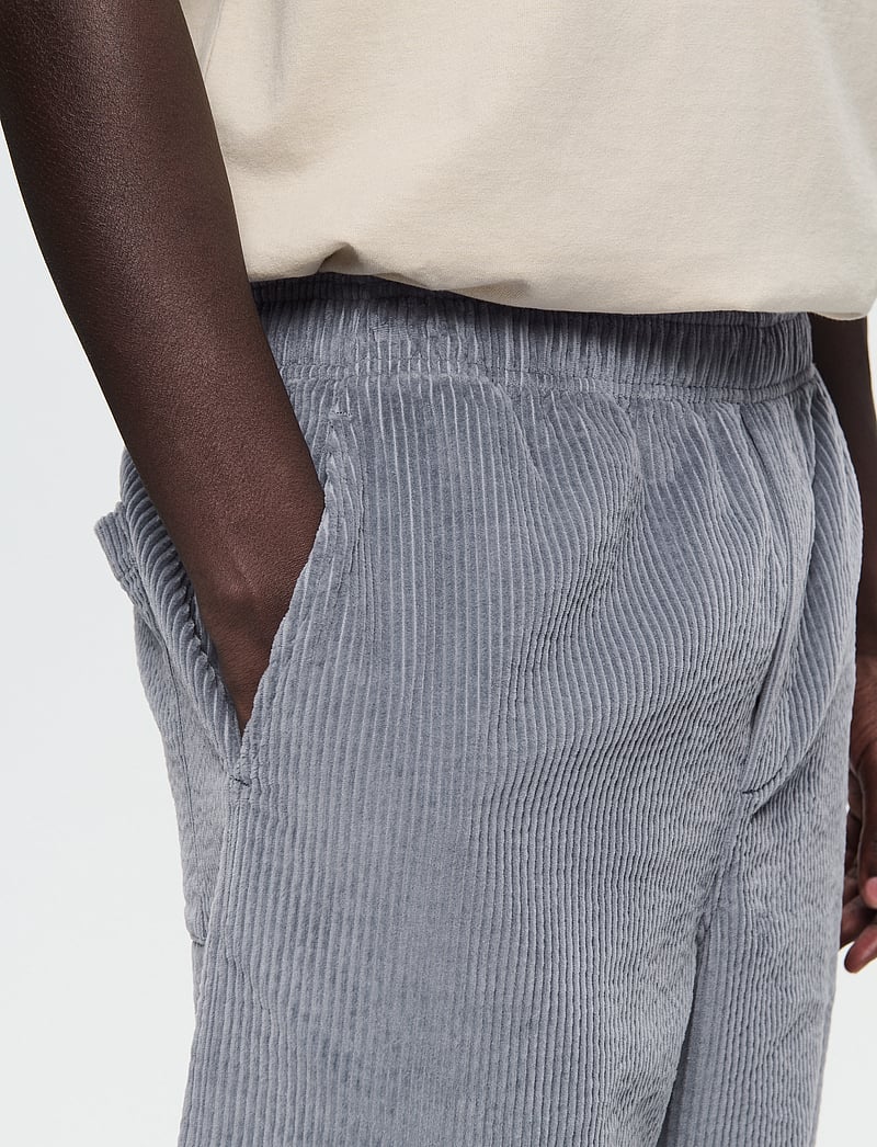 WOOD WOOD - WWBrett corduroy shorts - casual shorts - curds & whey - 3