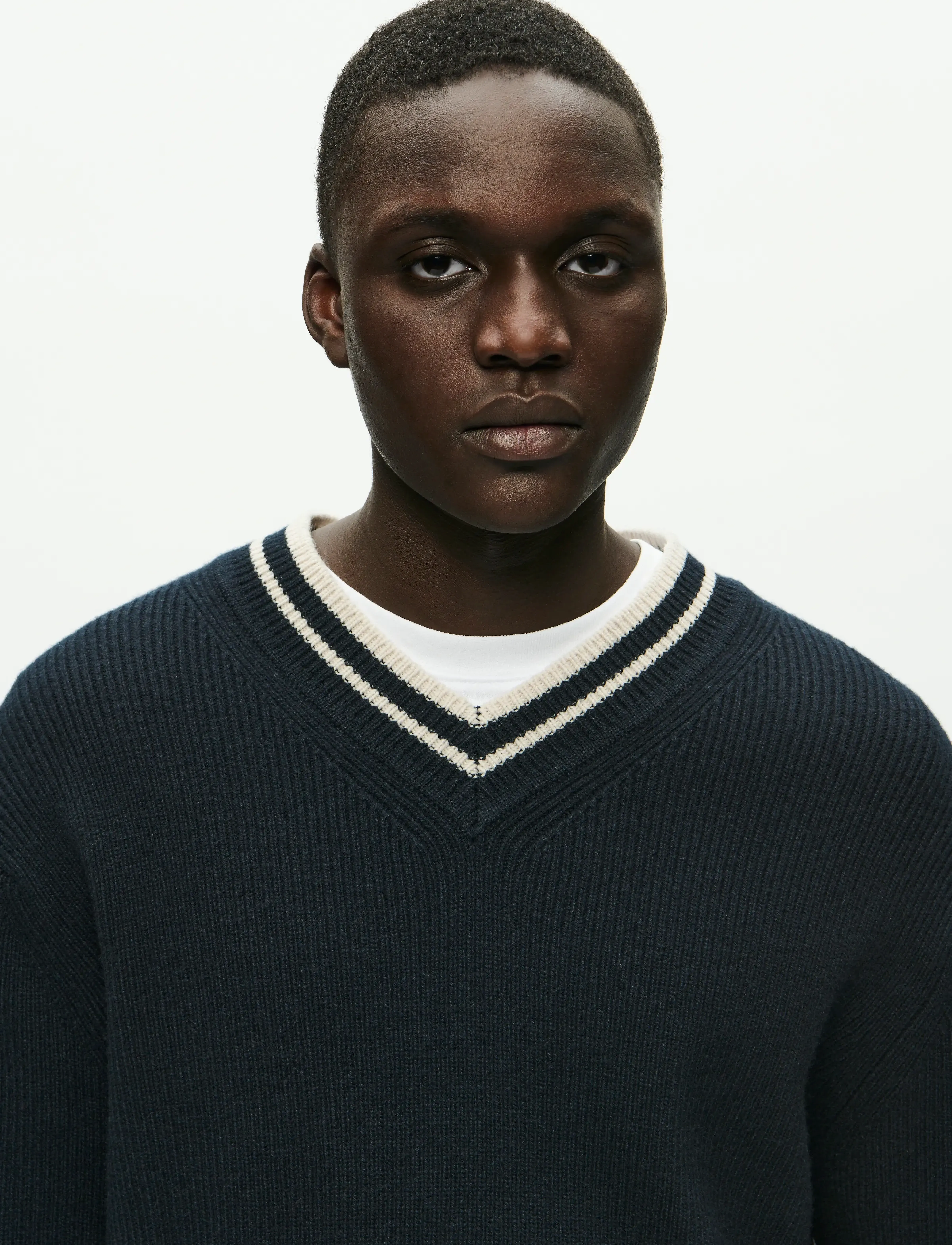 WOOD WOOD - WWCobek v-neck 25193 - v-aukkoiset - salute - 4