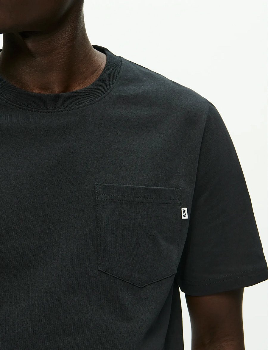 WOOD WOOD - WWBobby pocket tee 25220 - lühikeste varrukatega t-särgid - black - 4