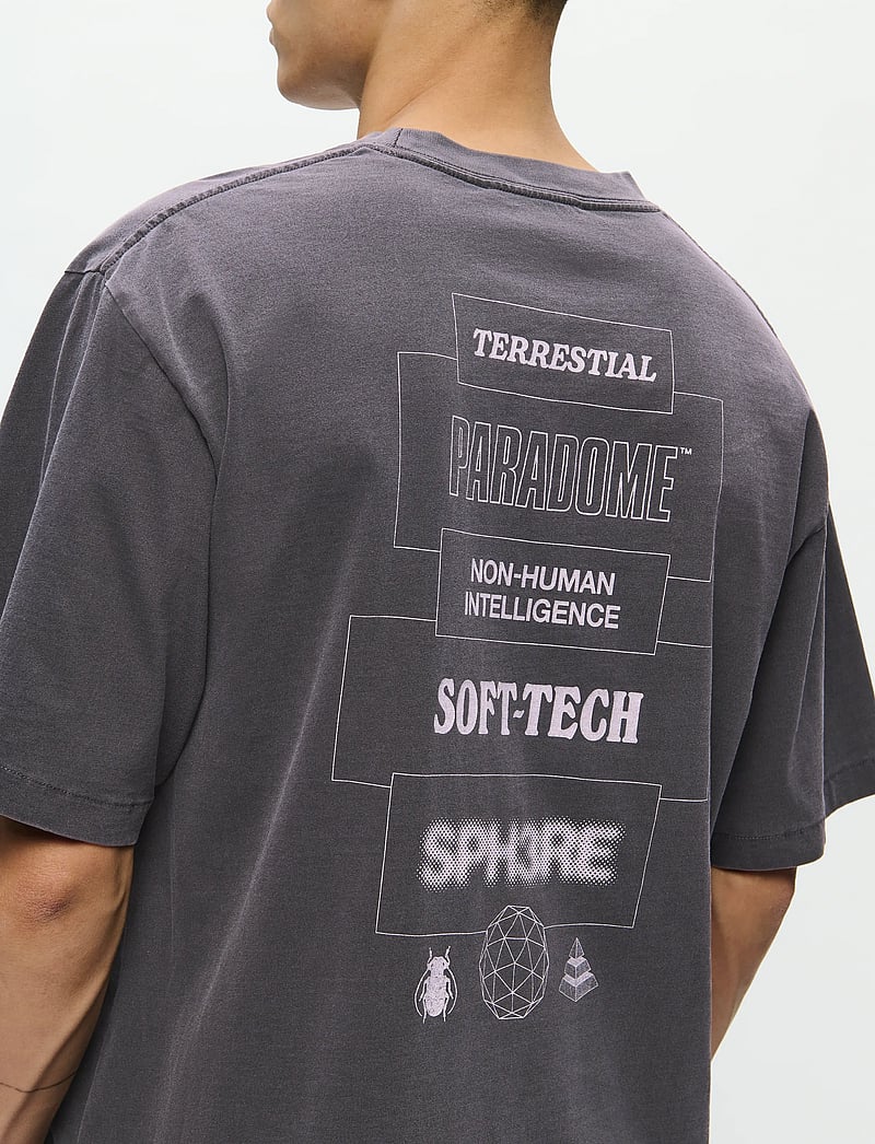 WOOD WOOD - WWGary tee typo 25207 - kortærmede t-shirts - black sand - 5