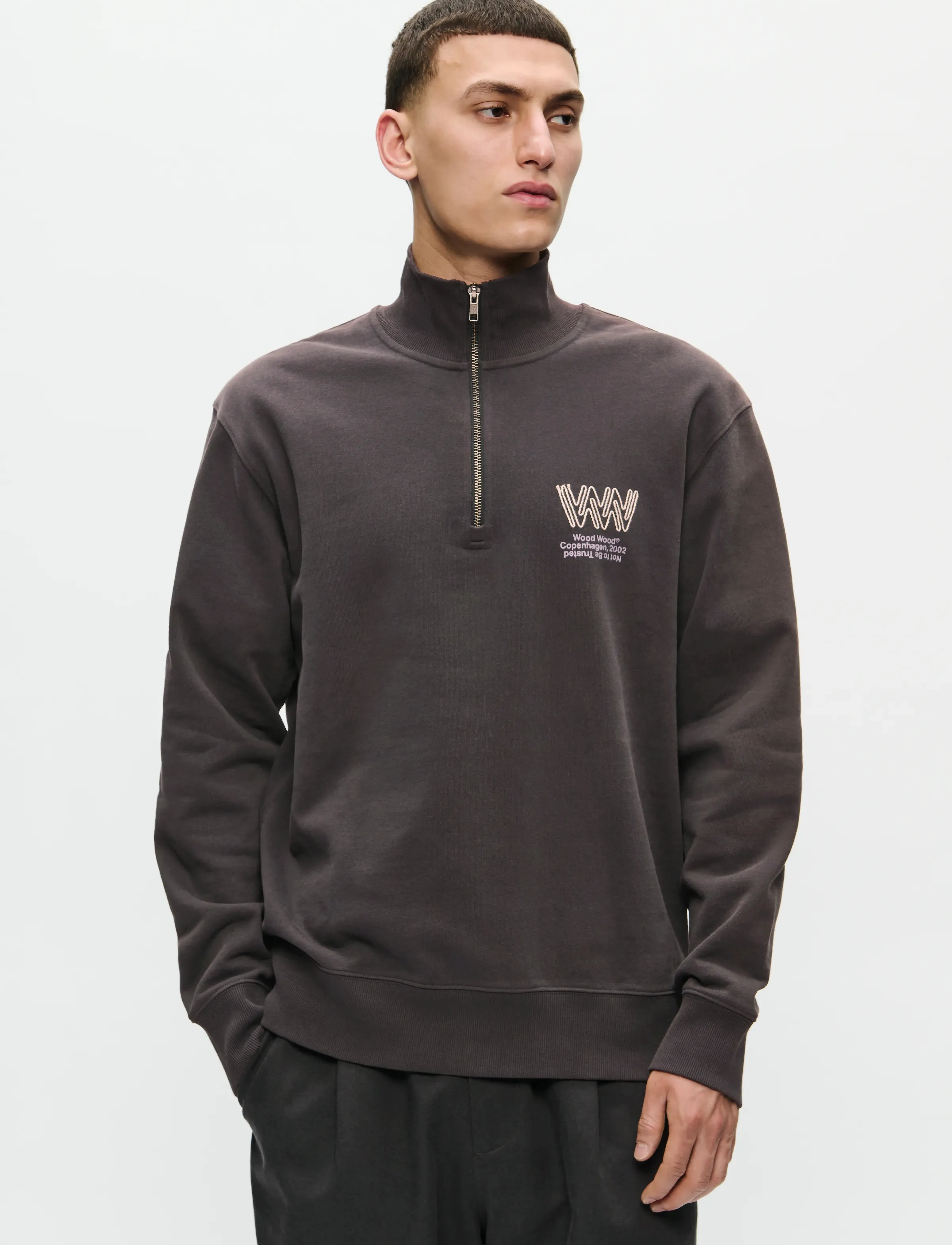 WOOD WOOD Wwjack Half Zipper Corp 25211, XL, Black, Sweatshirts & Hættetrøjer > Sweatshirts, Herre