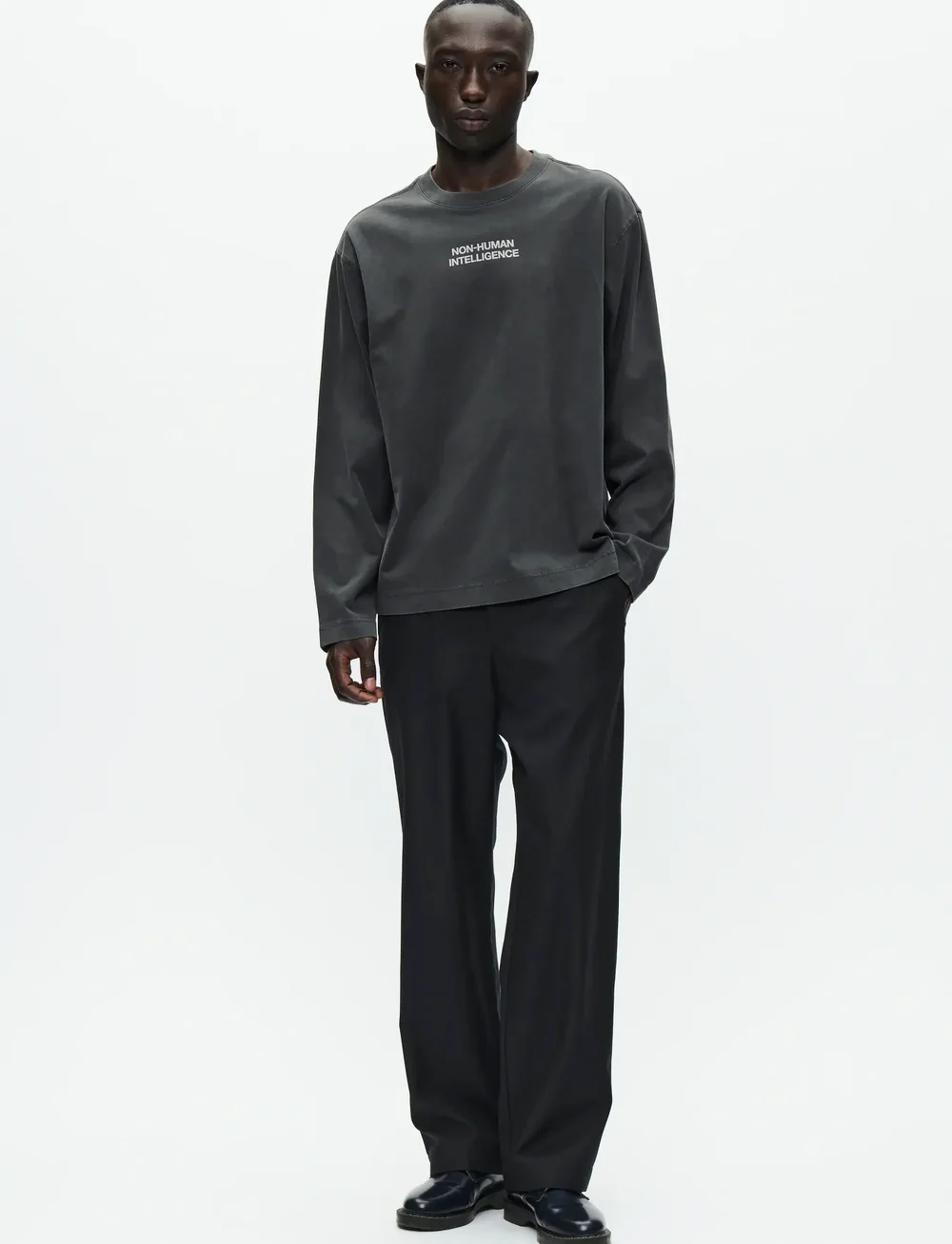 WOOD WOOD - WWRyan x crew neck intel 25207 - pikkade varrukatega t-särgid - washed black - 5