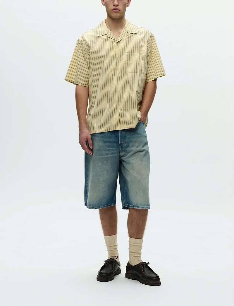 WOOD WOOD - WWNico SS shirt 25115 - basic skjortor - golden palm stripe - 2