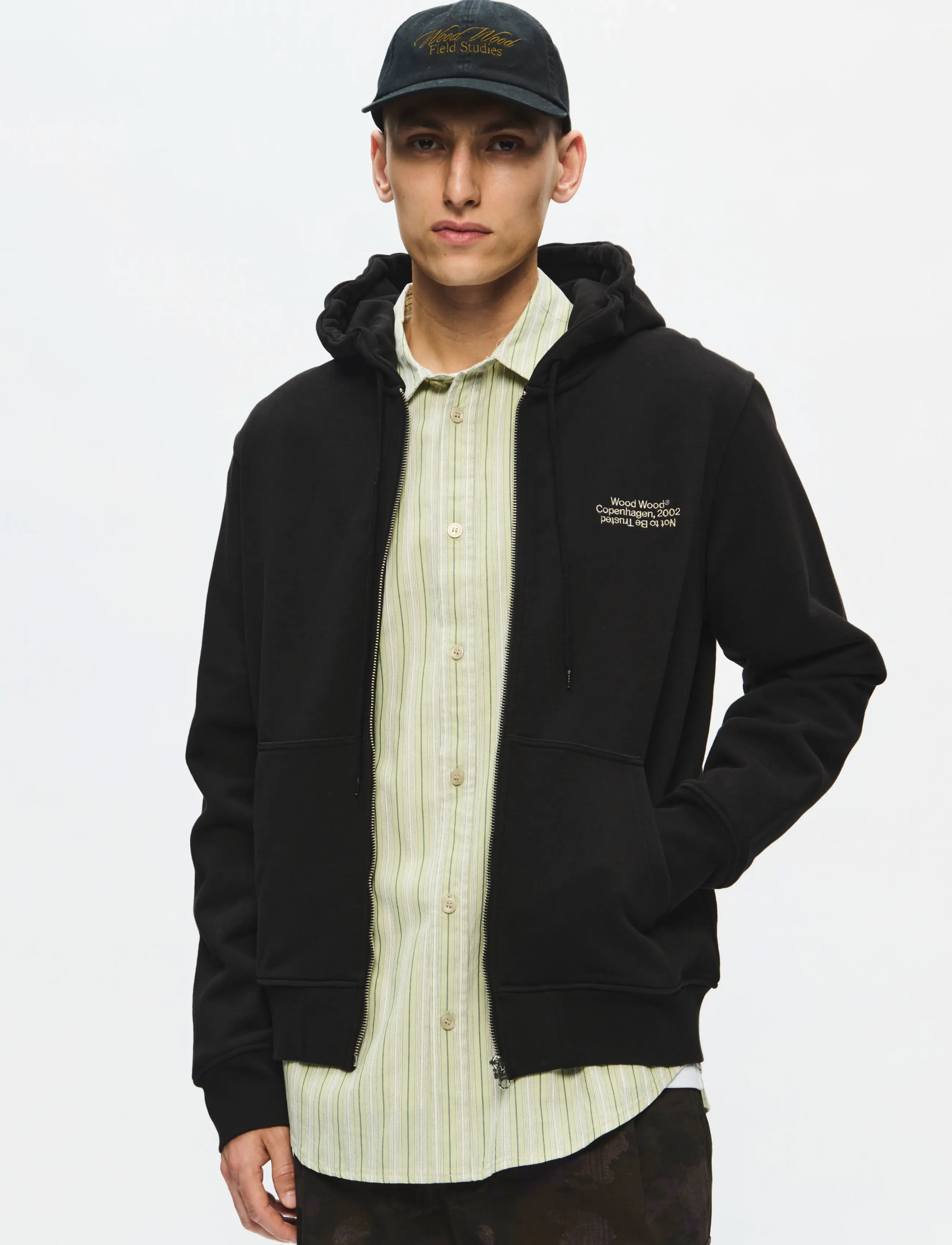 WOOD WOOD Wwian Zipper Hoodie 25429, L, Black, Sweatshirts & Hættetrøjer > Hættetrøjer, Herre